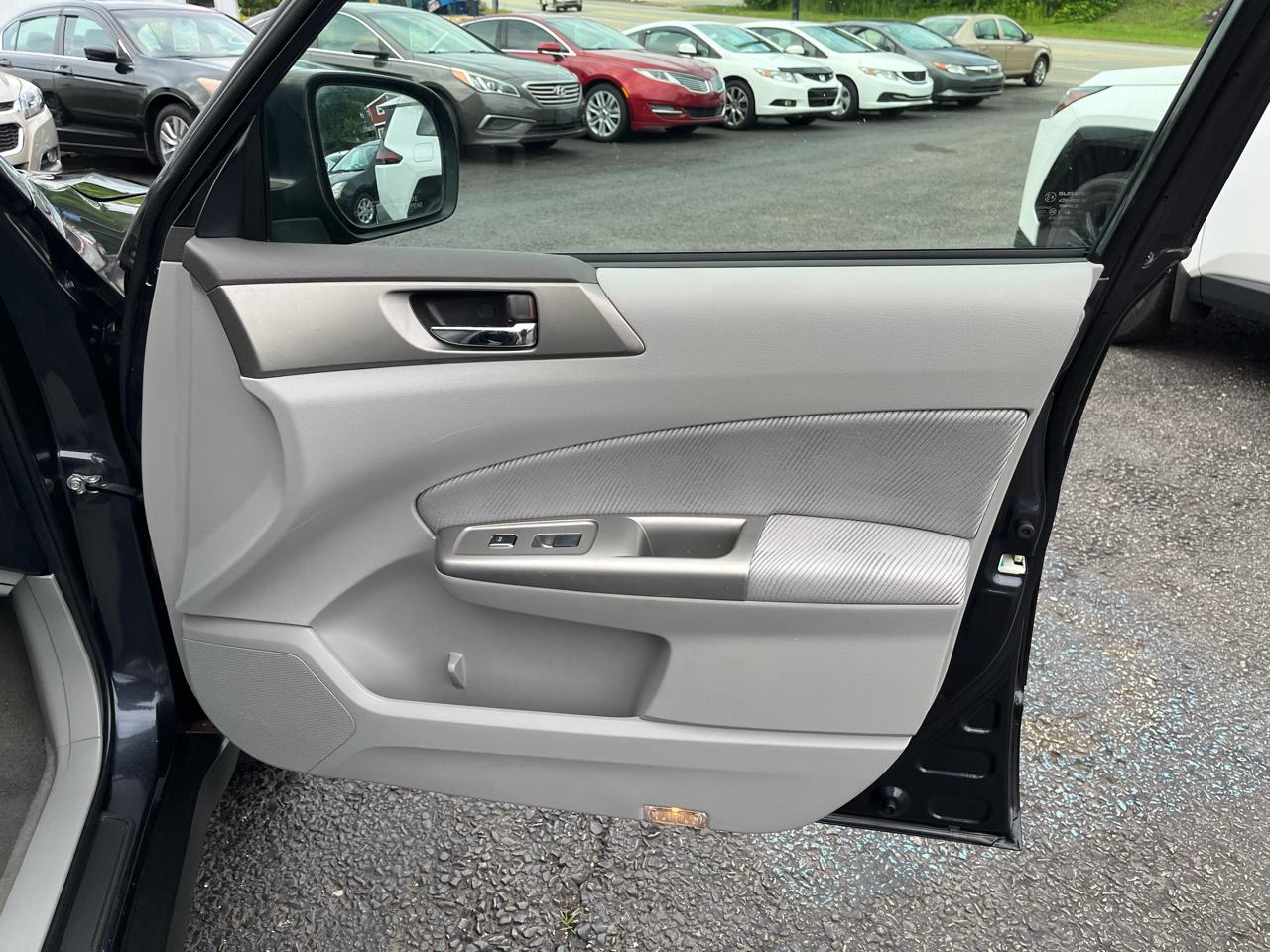 Subaru Forester 2.5X Premium 2010