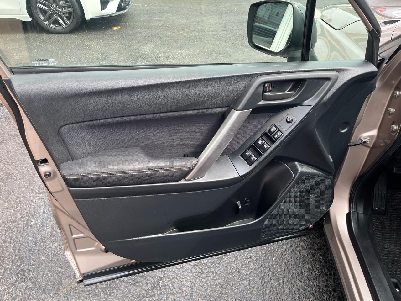 Subaru Forester 2.5i Premium 2015