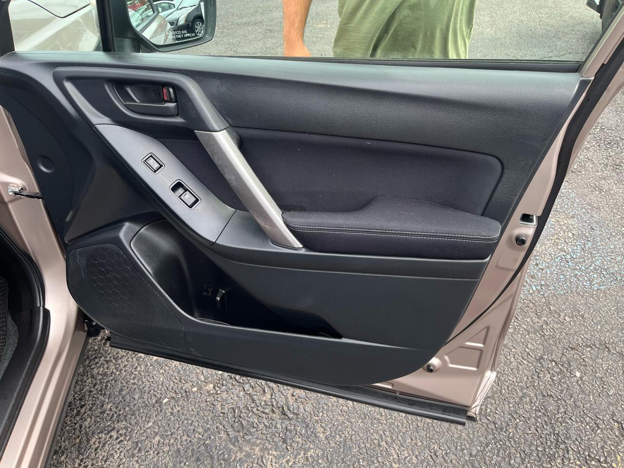 Subaru Forester 2.5i Premium 2015