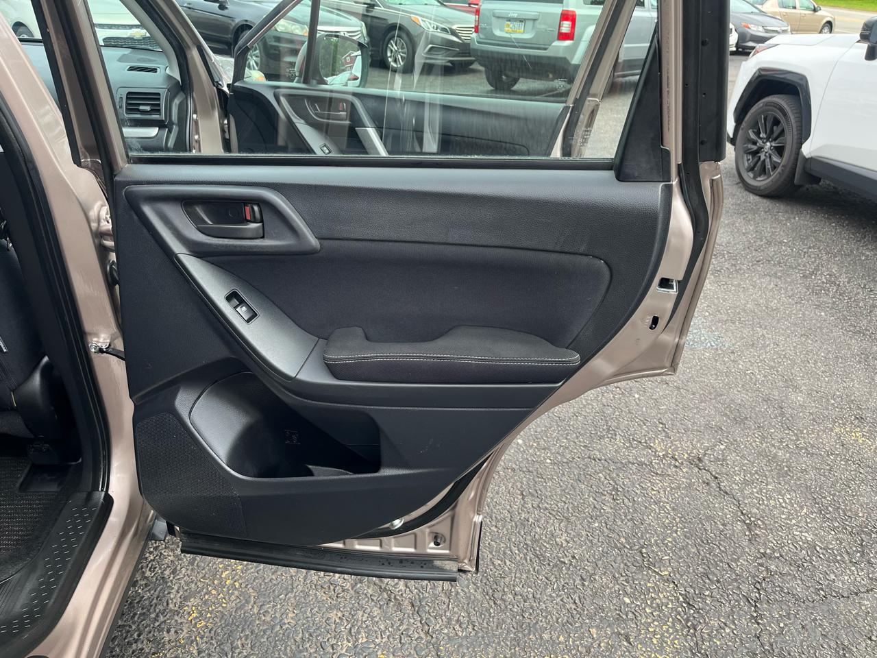 Subaru Forester 2.5i Premium 2015