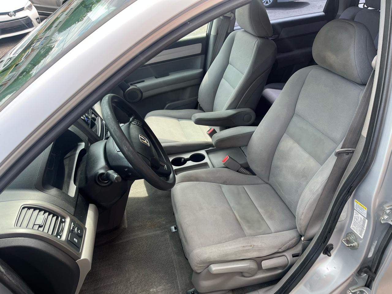 Honda CR-V LX 4WD 5-Speed AT 2011