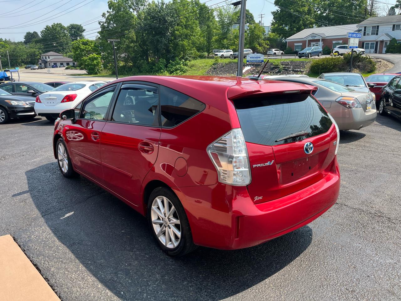 Toyota Prius V Three 2014
