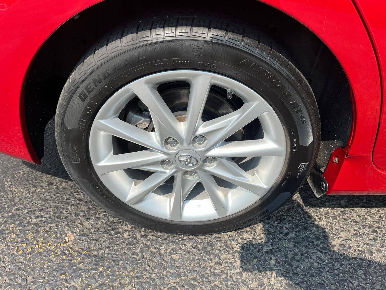 Toyota Prius V Three 2014