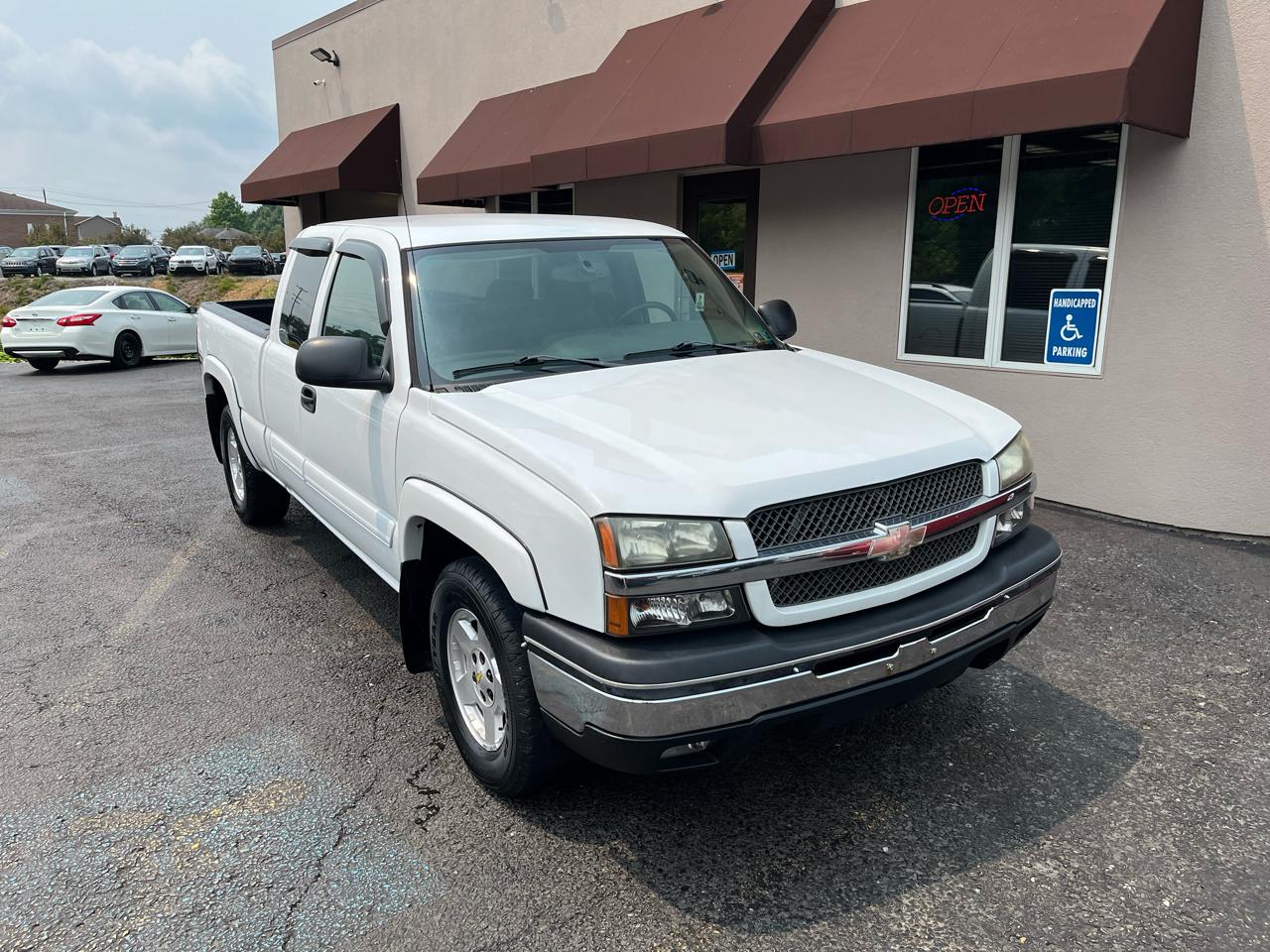 Chevrolet Silverado 1500 Z71 Ext. Cab Short Bed 4WD 2005