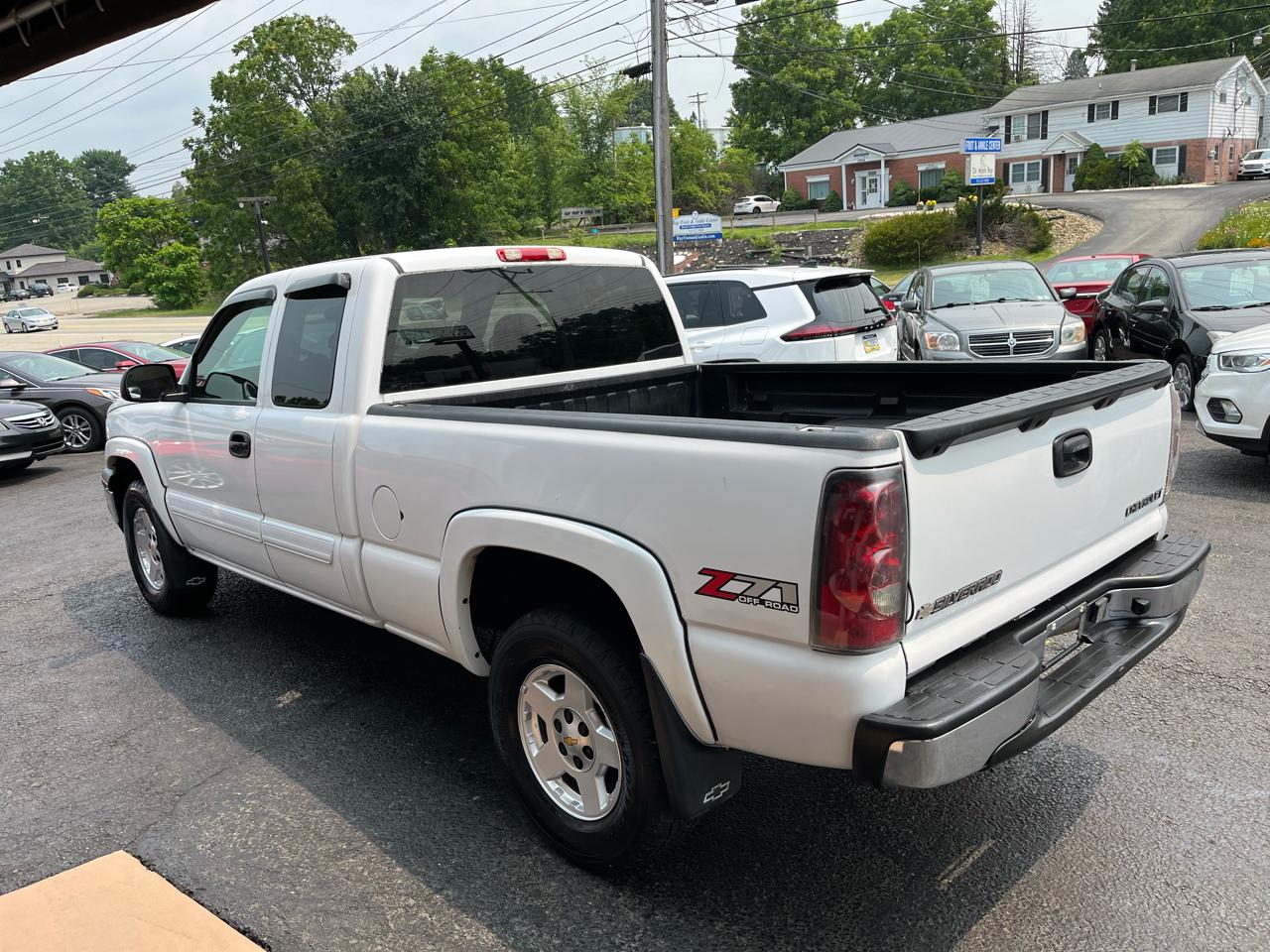 Chevrolet Silverado 1500 Z71 Ext. Cab Short Bed 4WD 2005