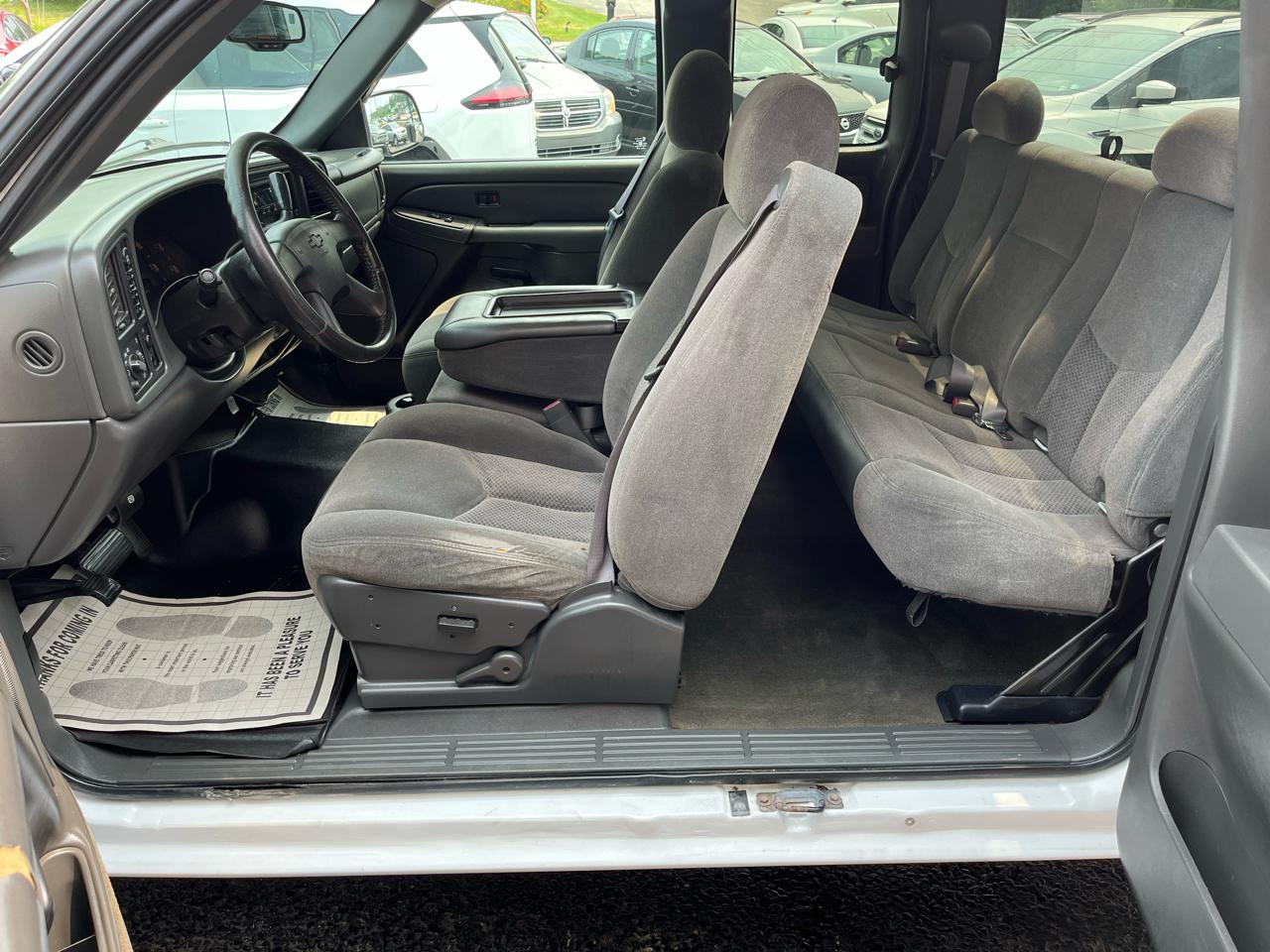 Chevrolet Silverado 1500 Z71 Ext. Cab Short Bed 4WD 2005