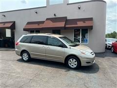 2006 Toyota Sienna 