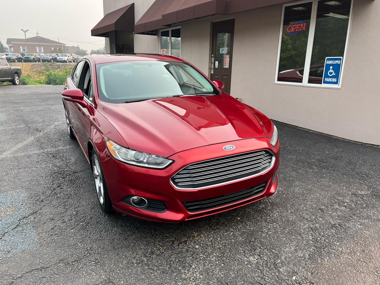Ford Fusion SE 2013
