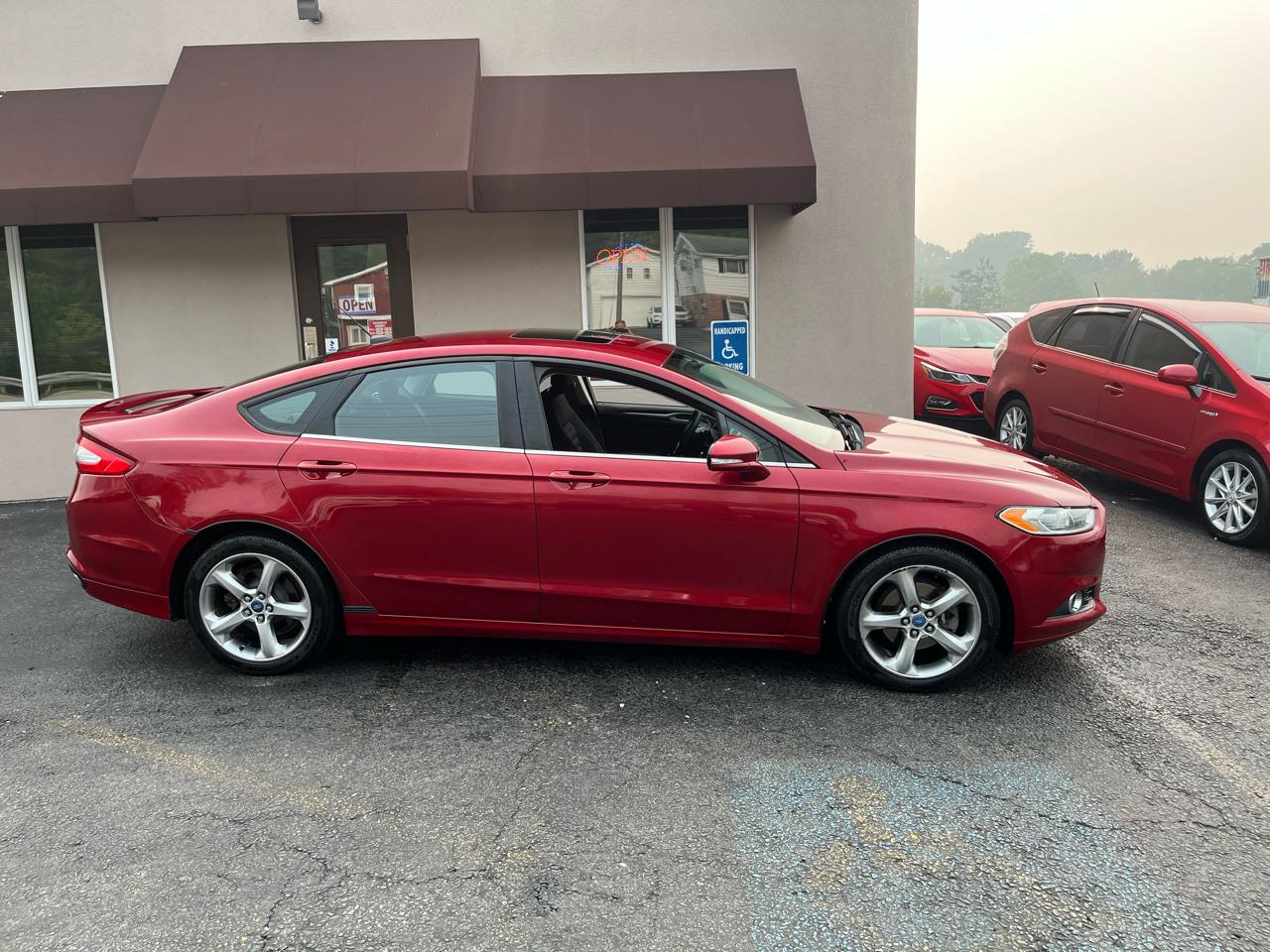 Ford Fusion SE 2013