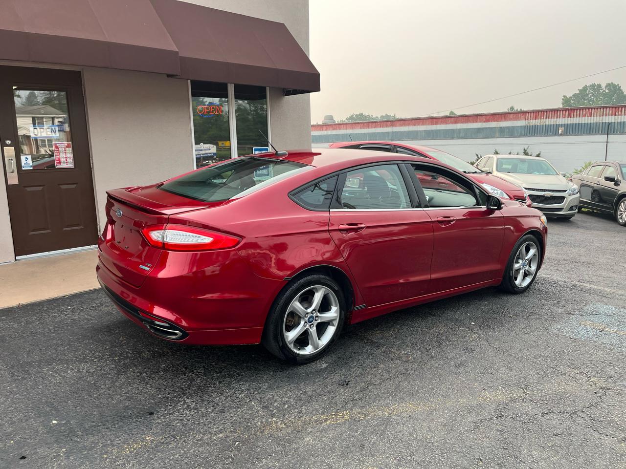 Ford Fusion SE 2013