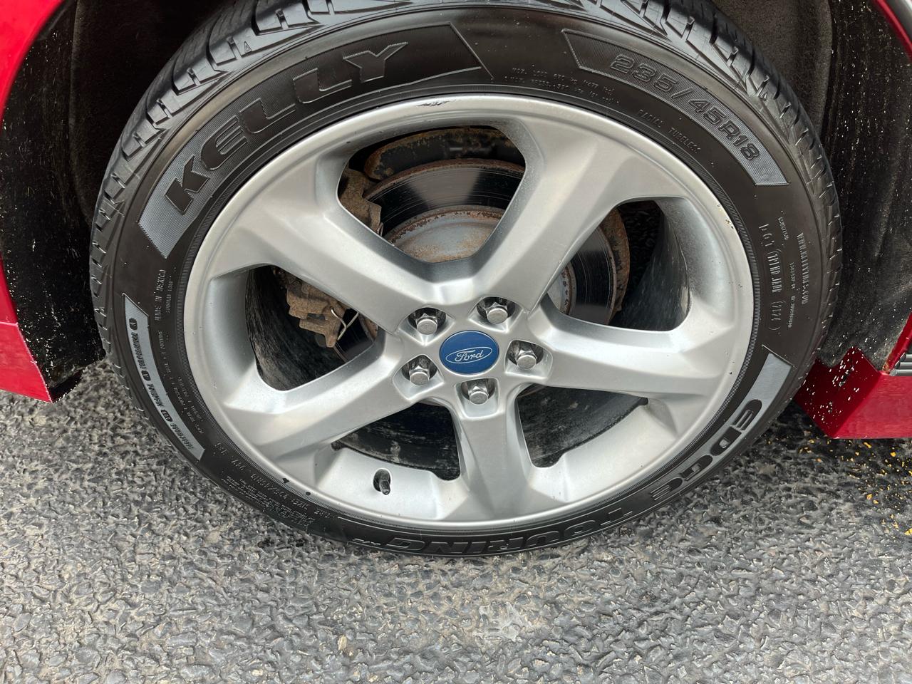 Ford Fusion SE 2013
