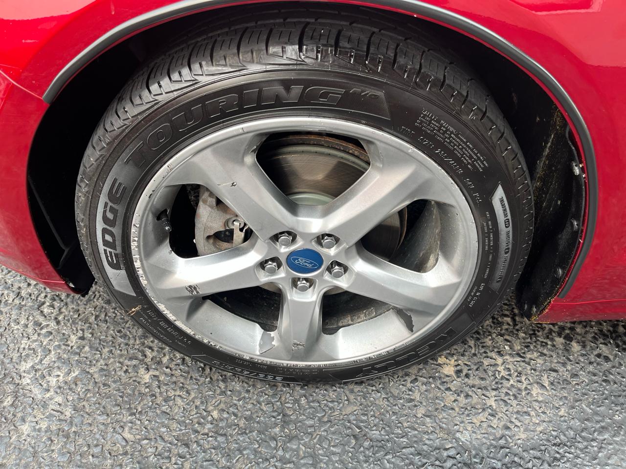 Ford Fusion SE 2013