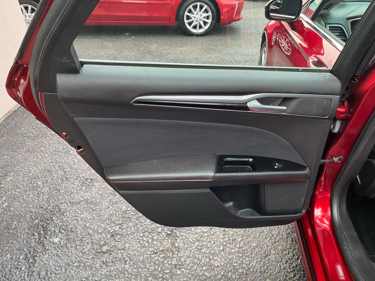 Ford Fusion SE 2013