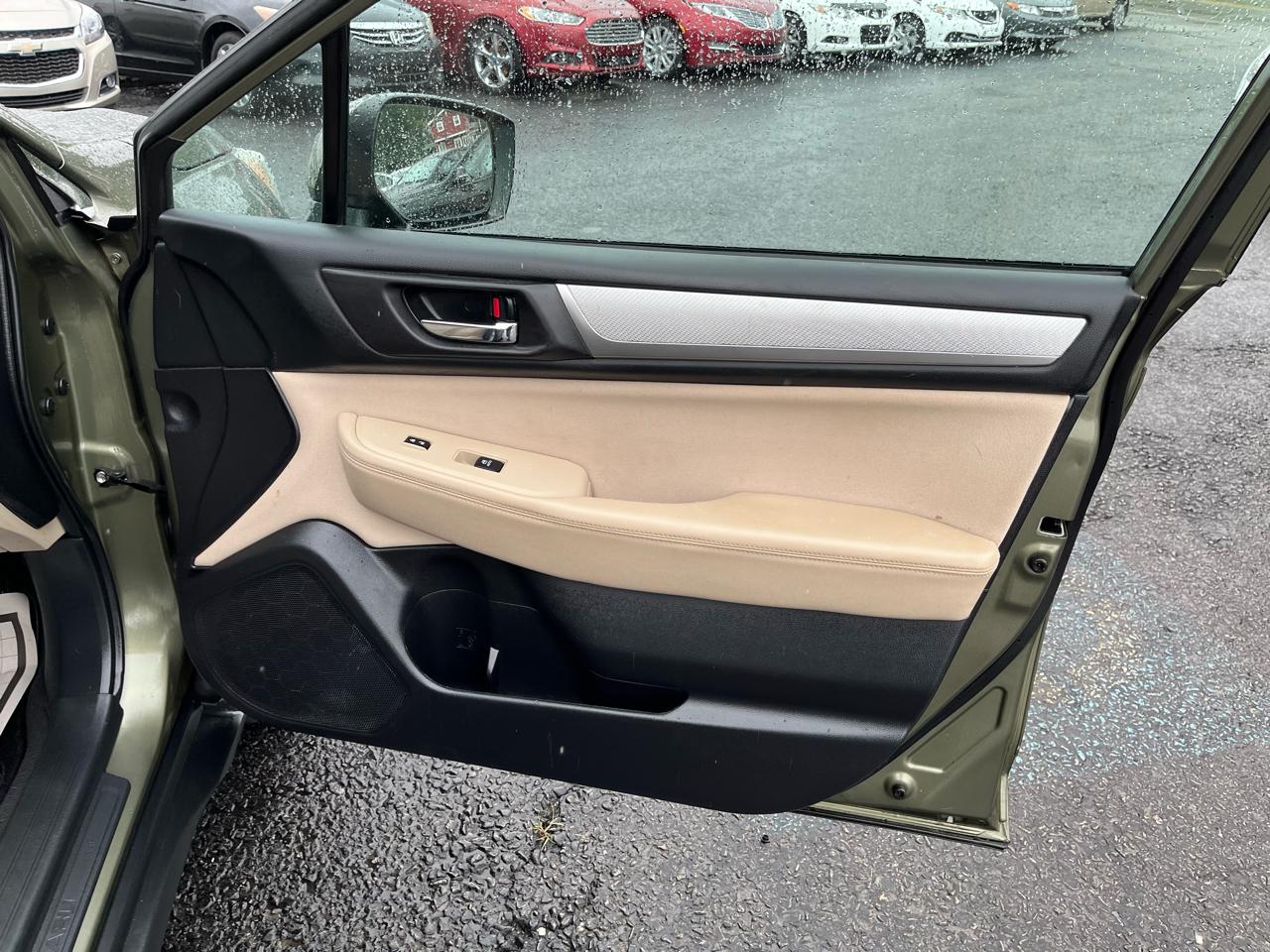 Subaru Outback 2.5i Premium 2016