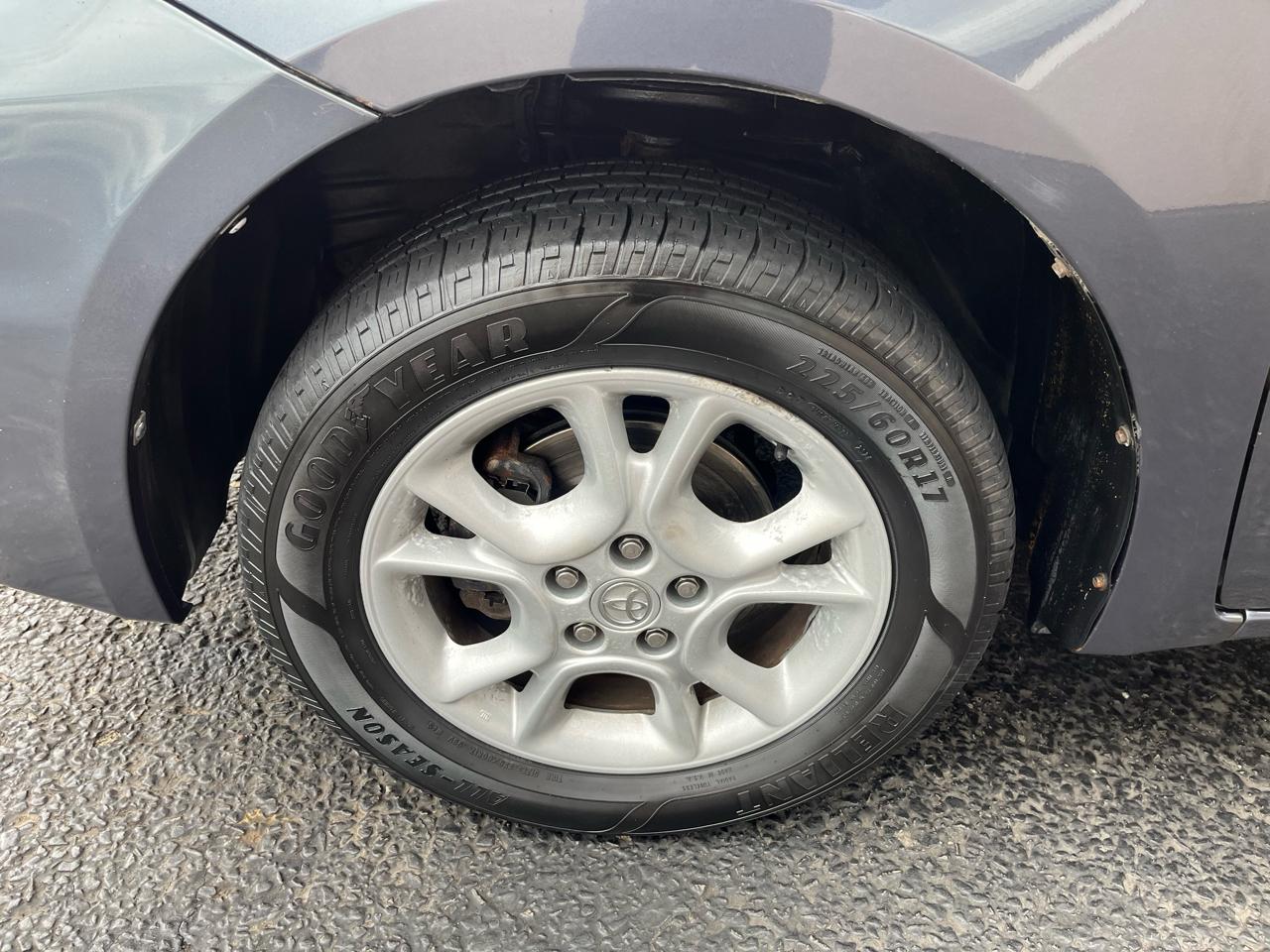 Toyota Sienna LE AWD 2006