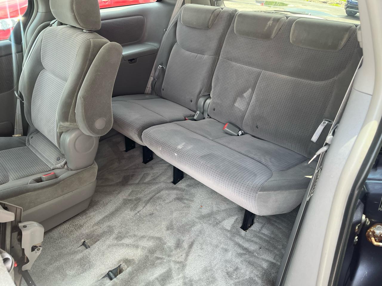 Toyota Sienna LE AWD 2006