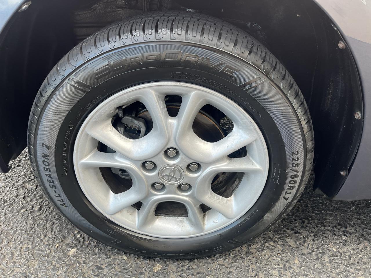 Toyota Sienna LE AWD 2006