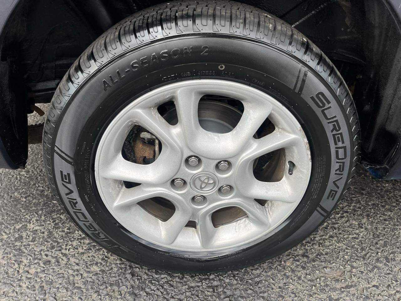 Toyota Sienna LE AWD 2006