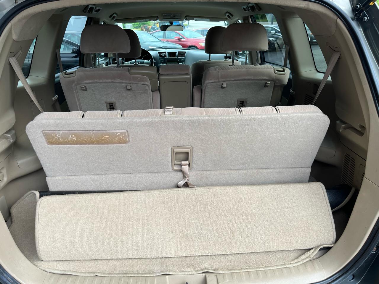 Toyota Highlander Base 4WD 2009