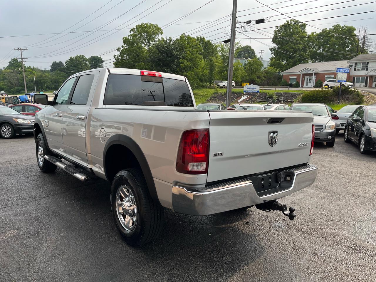RAM 2500 SLT Crew Cab SWB 4WD 2017