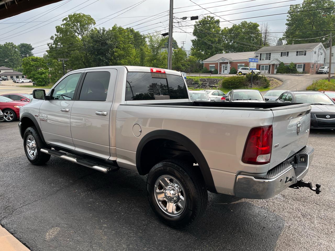 RAM 2500 SLT Crew Cab SWB 4WD 2017