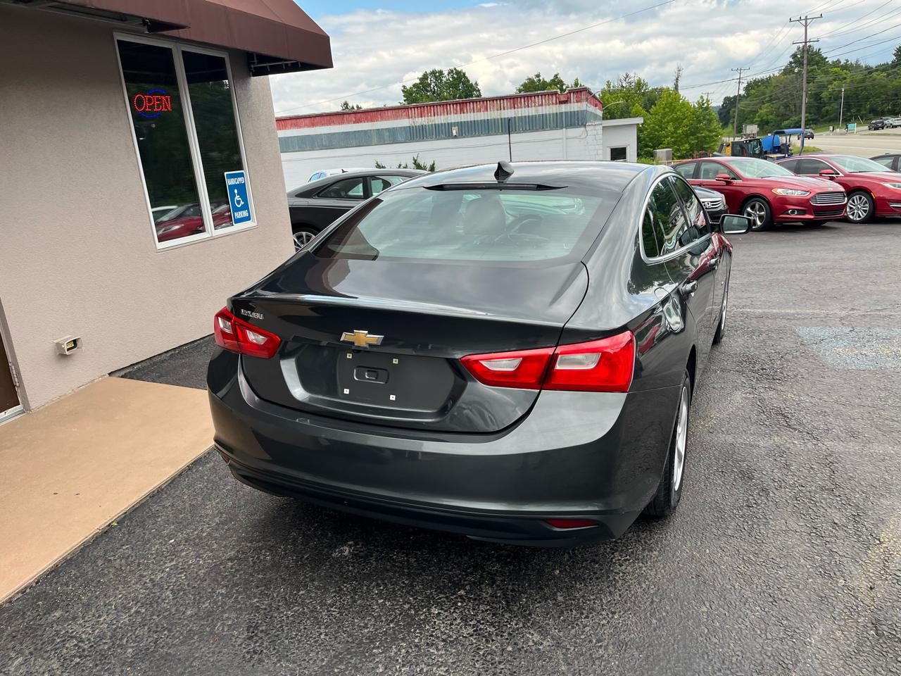 Chevrolet Malibu LS 2017