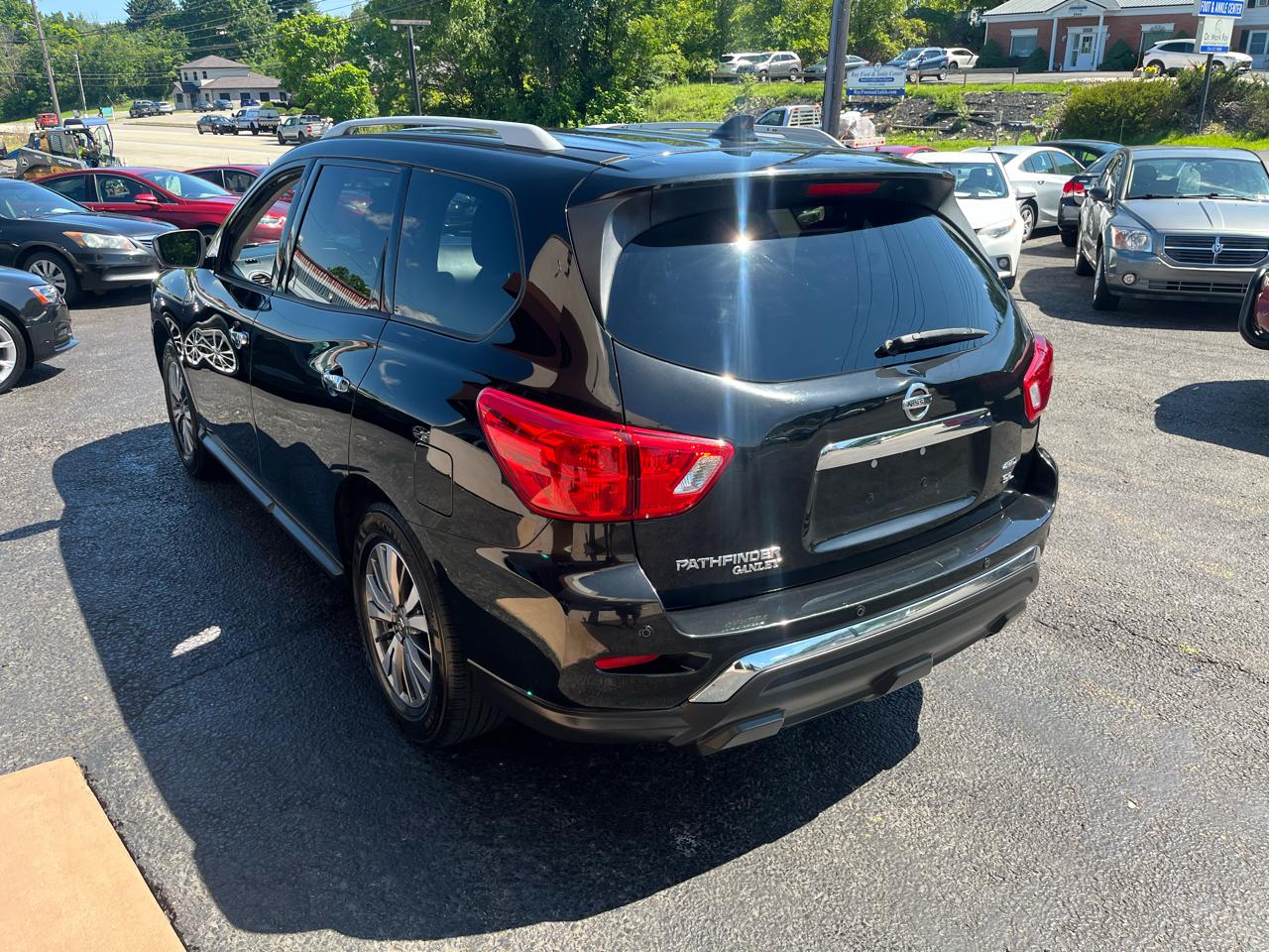Nissan Pathfinder SL 4D SUV 4WD 2019