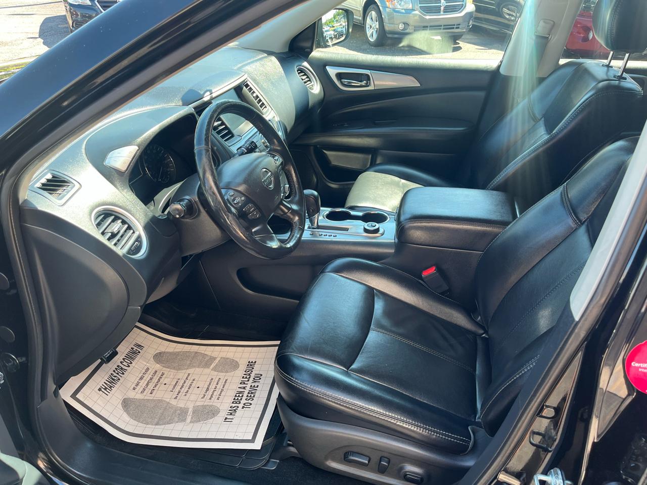 Nissan Pathfinder SL 4D SUV 4WD 2019
