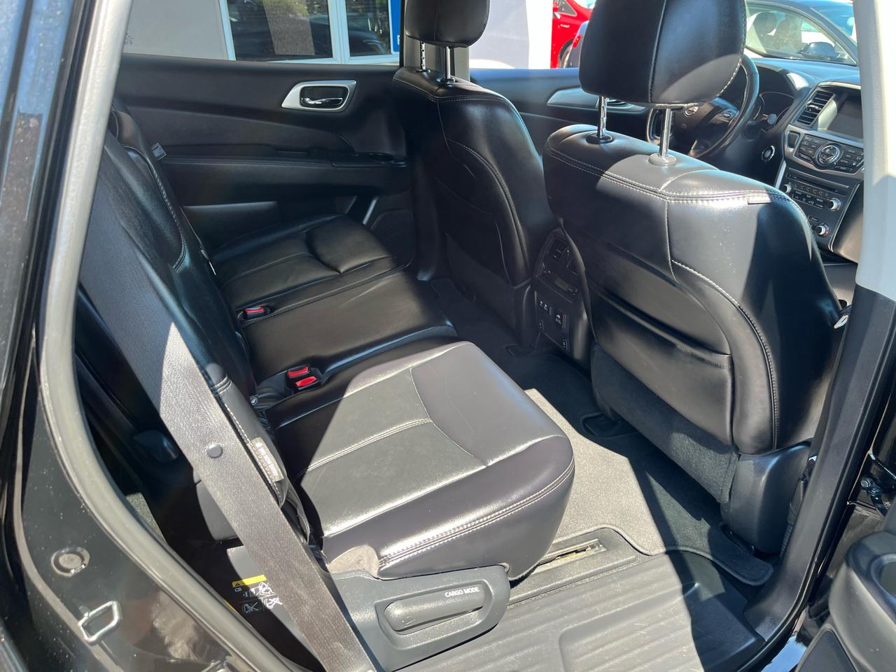 Nissan Pathfinder SL 4D SUV 4WD 2019
