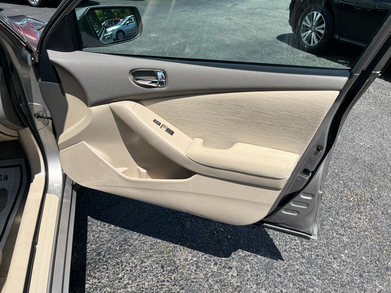 Nissan Altima 2.5 2012
