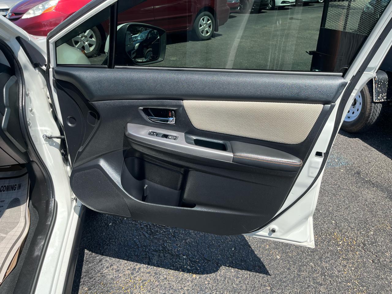 Subaru Crosstrek 2.0i Premium PZEV CVT 2016