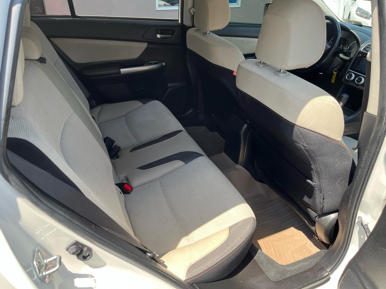 Subaru Crosstrek 2.0i Premium PZEV CVT 2016