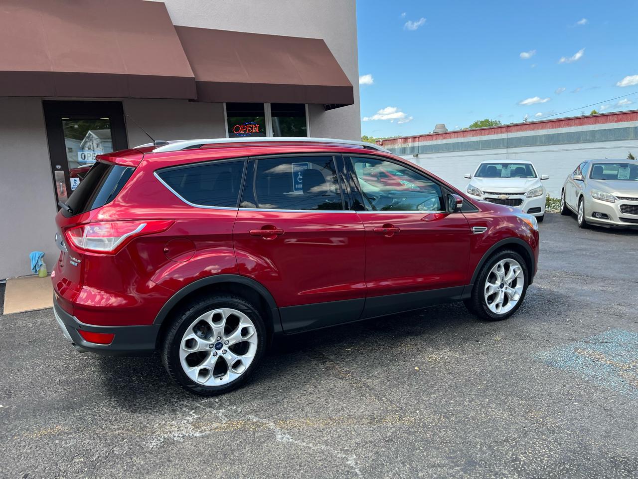 Ford Escape Titanium 4WD 2014