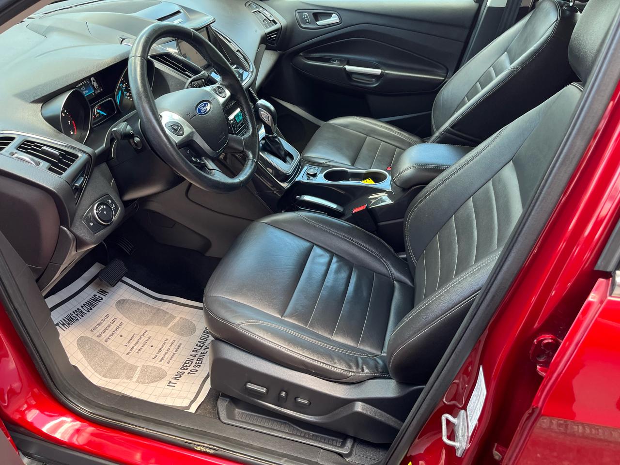Ford Escape Titanium 4WD 2014