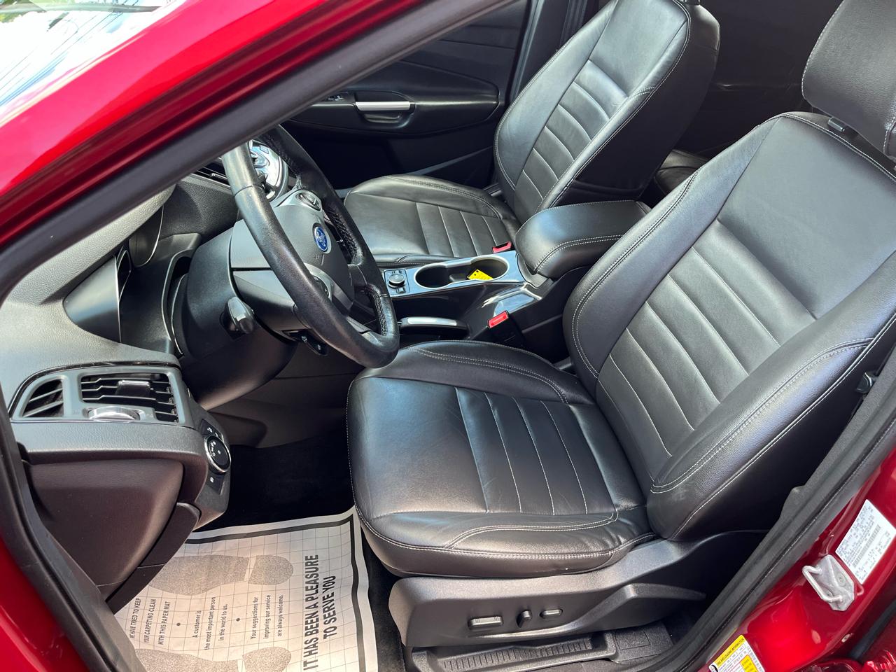 Ford Escape Titanium 4WD 2014