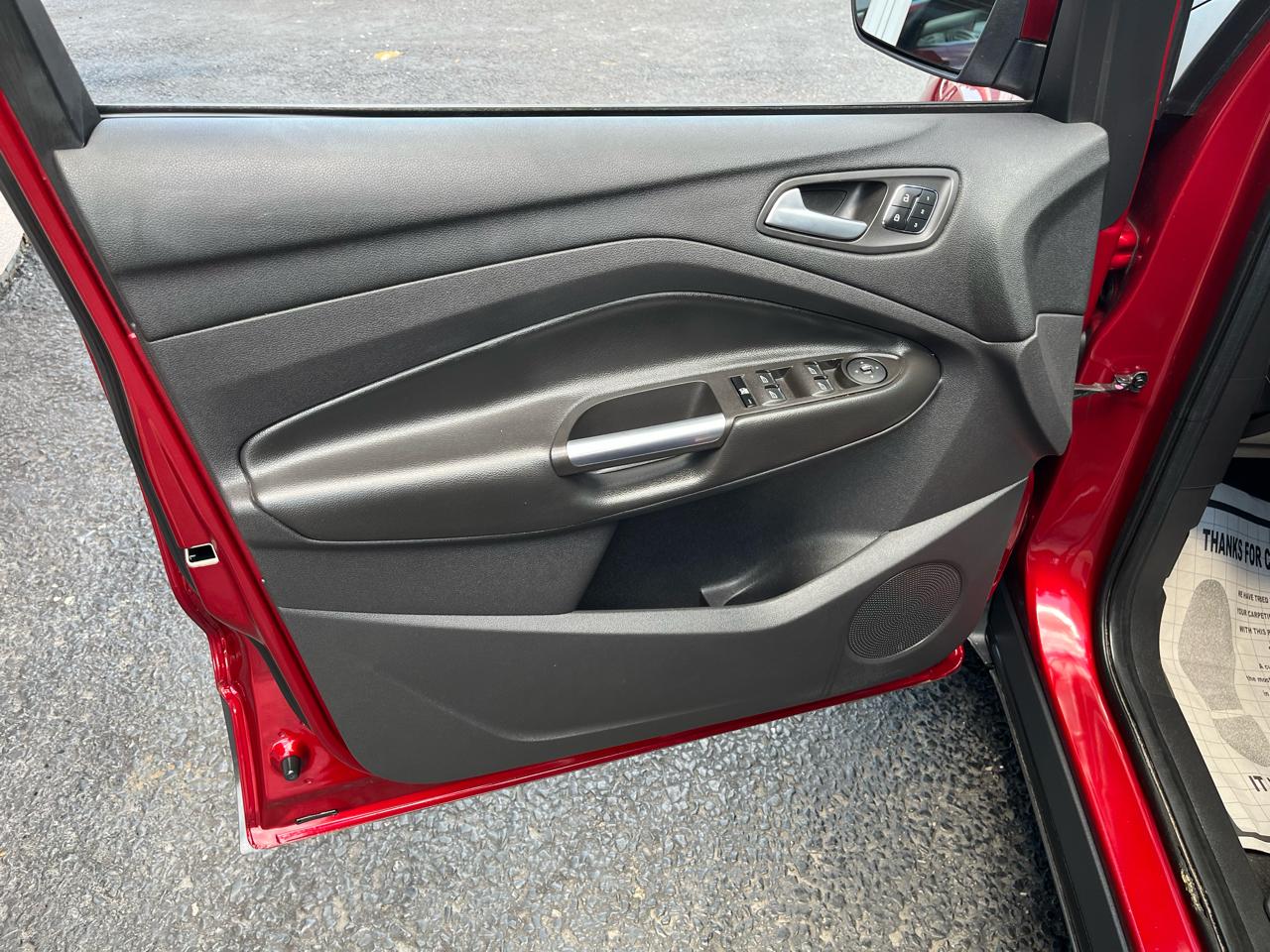 Ford Escape Titanium 4WD 2014