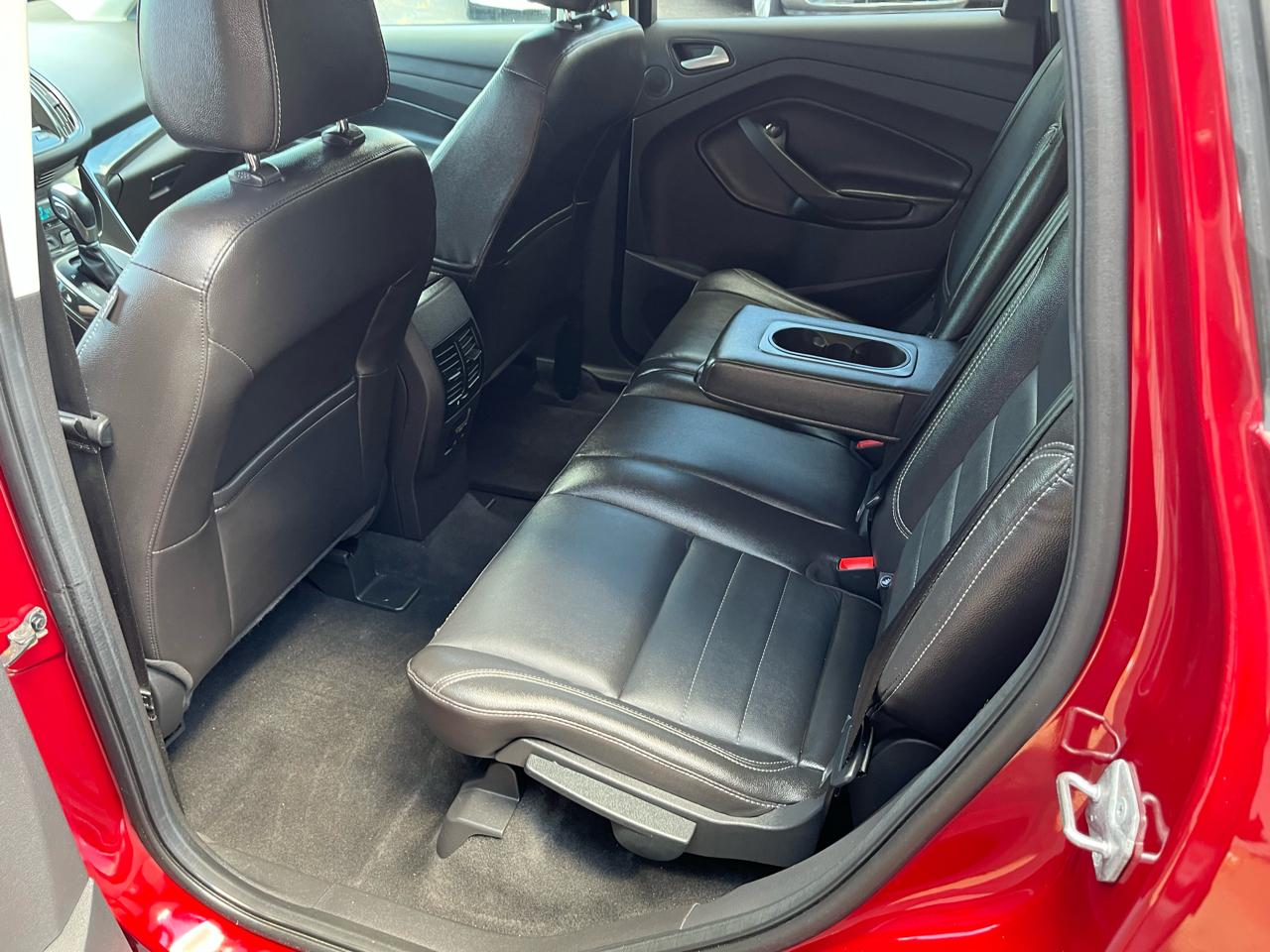 Ford Escape Titanium 4WD 2014
