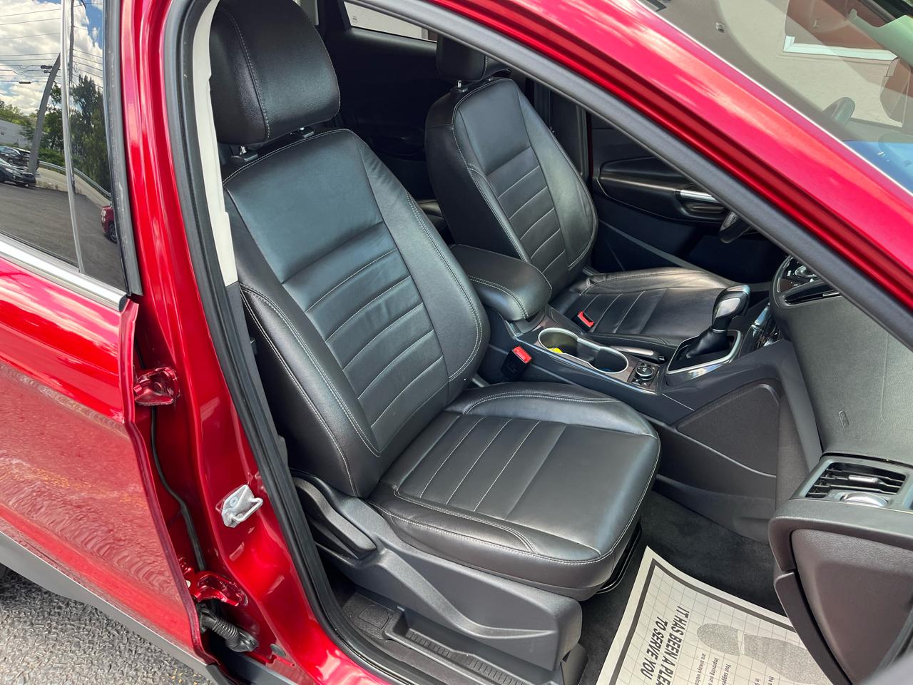 Ford Escape Titanium 4WD 2014