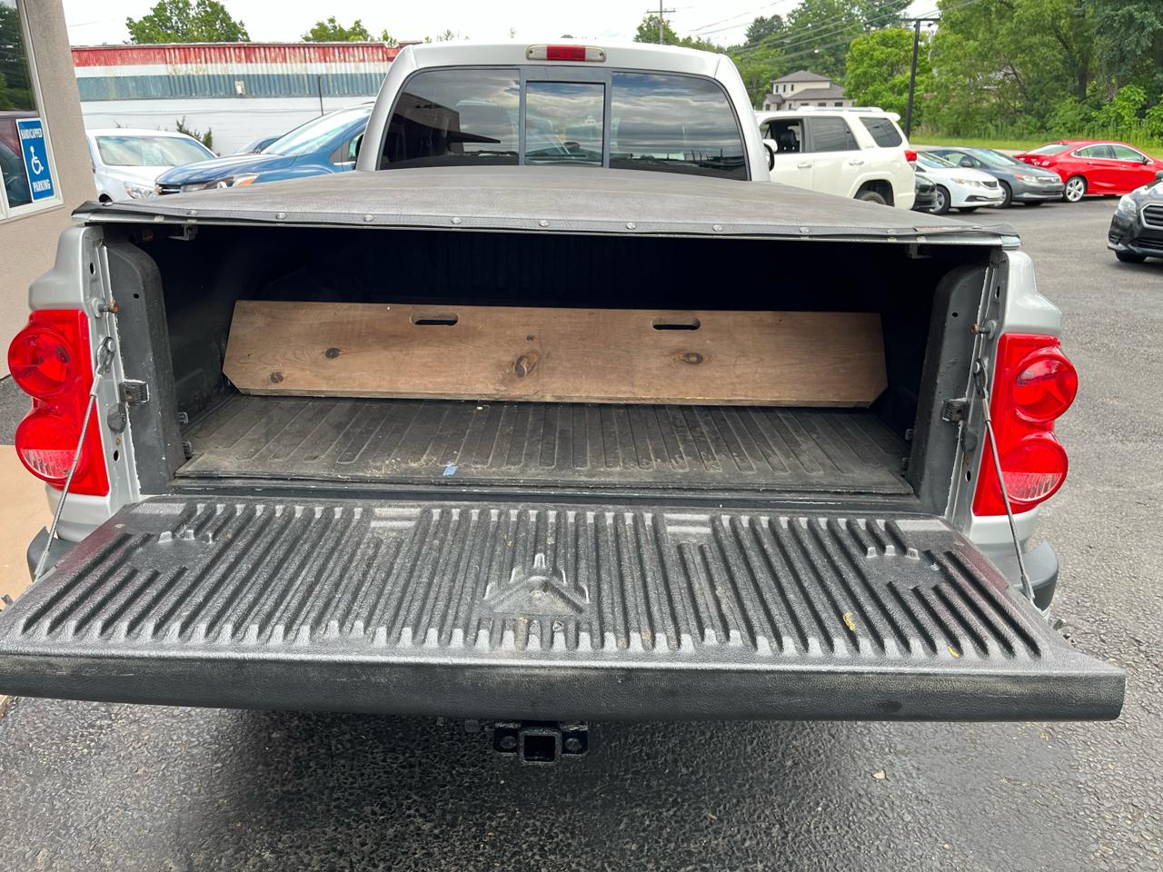 Dodge Dakota SLT Club Cab 2WD 2007