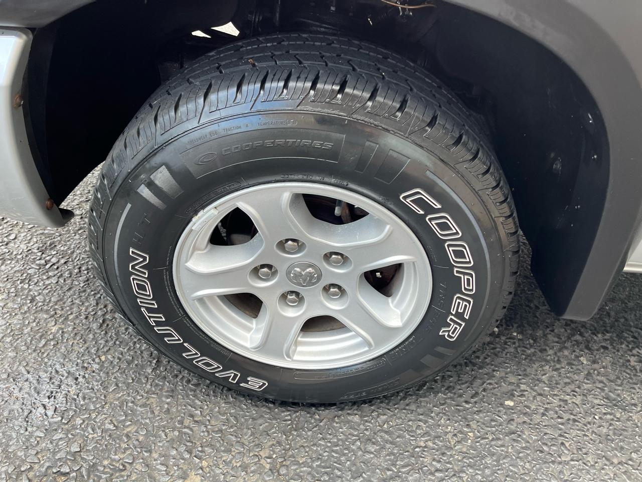 Dodge Dakota SLT Club Cab 2WD 2007