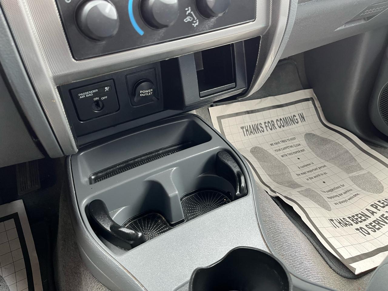 Dodge Dakota SLT Club Cab 2WD 2007