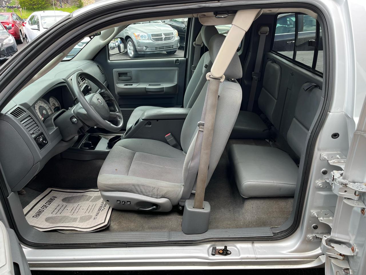 Dodge Dakota SLT Club Cab 2WD 2007