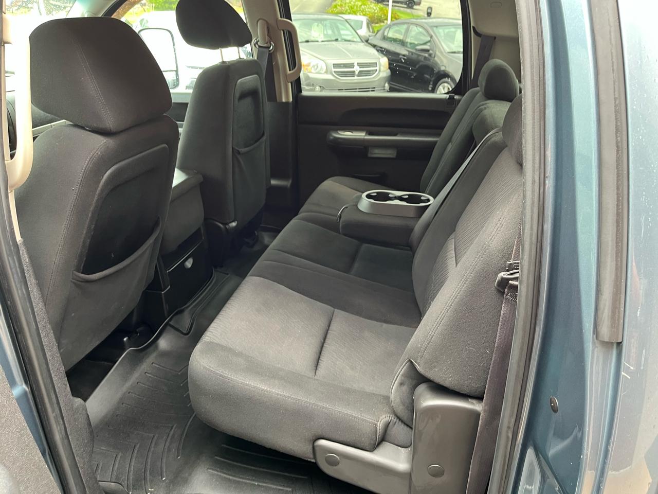GMC Sierra 1500 SLE Crew Cab 4WD 2011