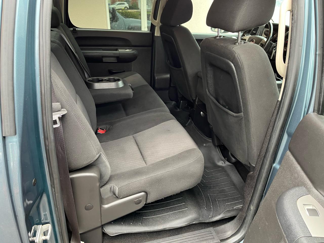 GMC Sierra 1500 SLE Crew Cab 4WD 2011