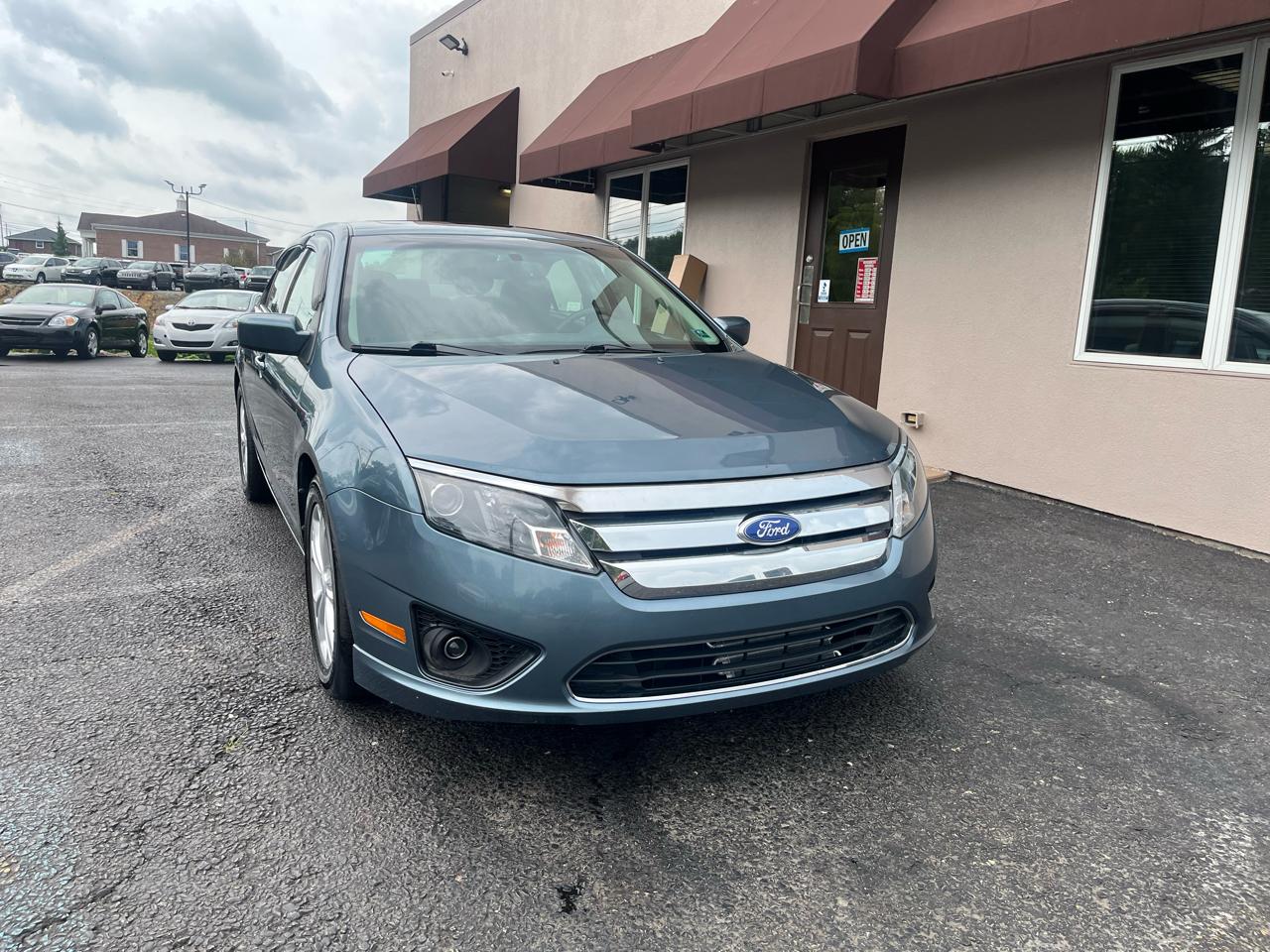 Ford Fusion SE 2012