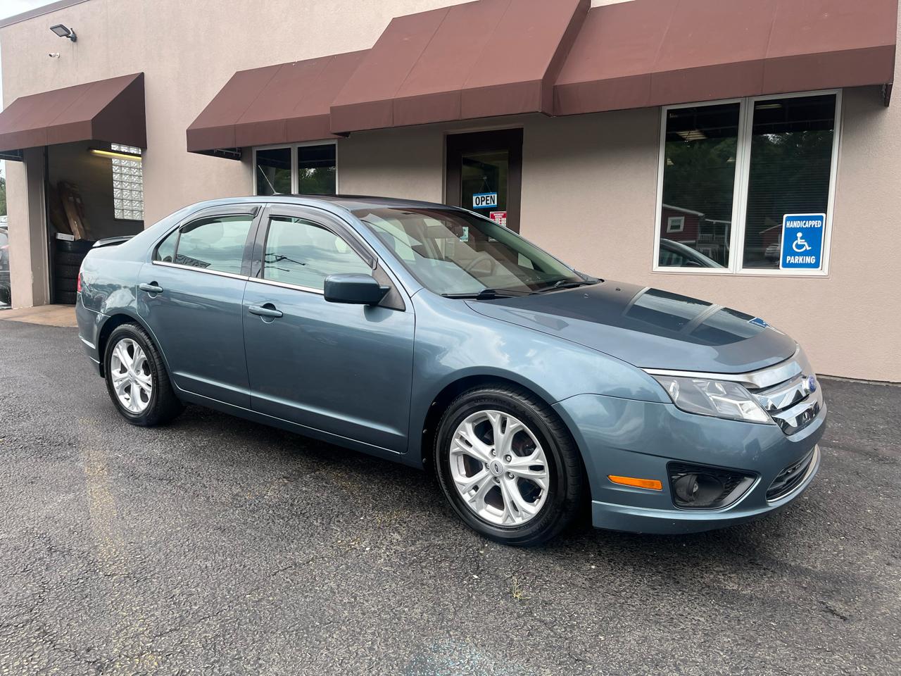 Ford Fusion SE 2012