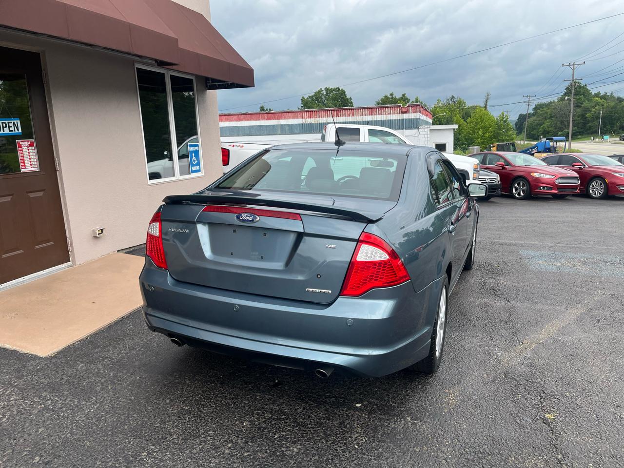 Ford Fusion SE 2012
