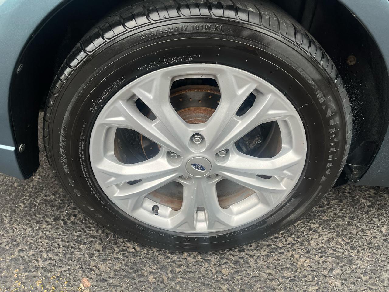 Ford Fusion SE 2012
