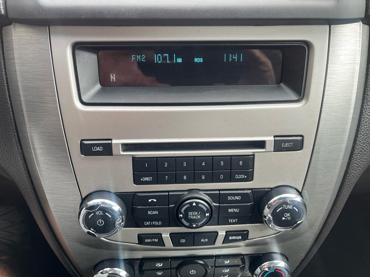 Ford Fusion SE 2012