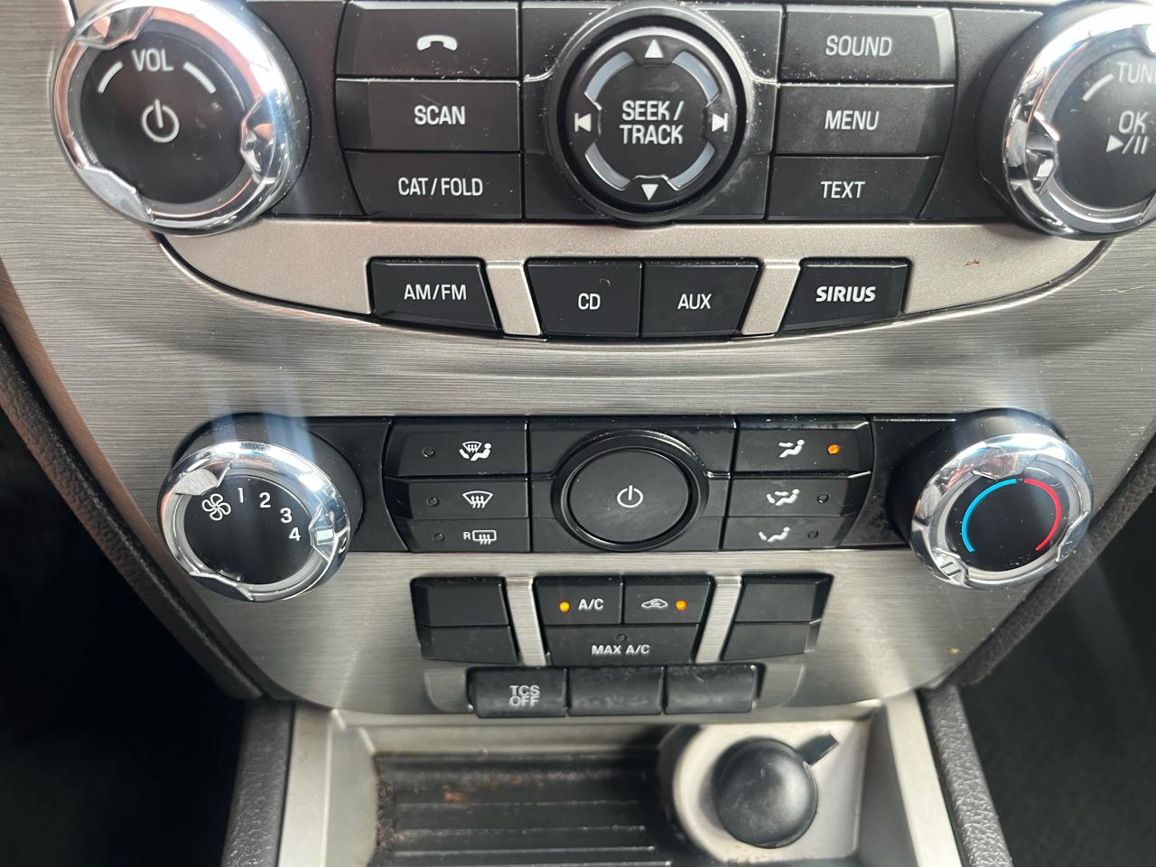 Ford Fusion SE 2012